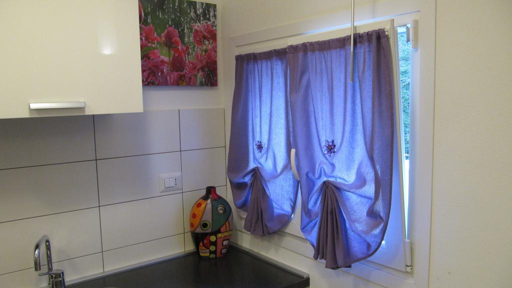 Casetta Romantica Viola Lerici Room photo